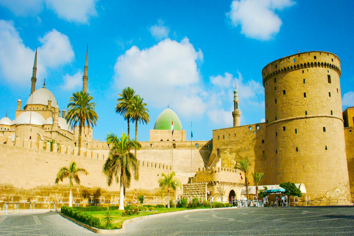 Old Islamic and Coptic Cairo Tour
